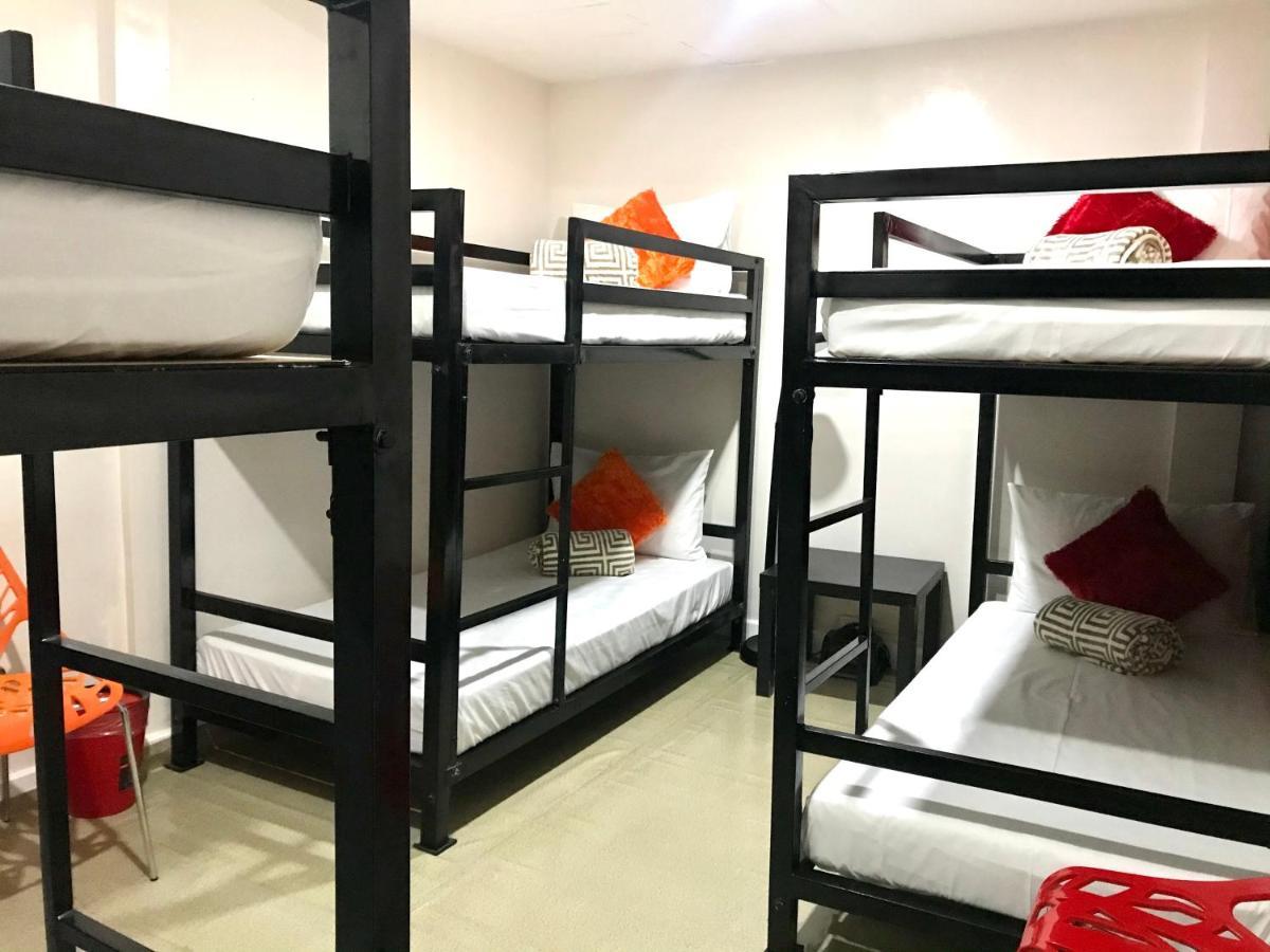 Halfway House Hostel Mactan Cebu Airport Lapu-Lapu City Exteriér fotografie