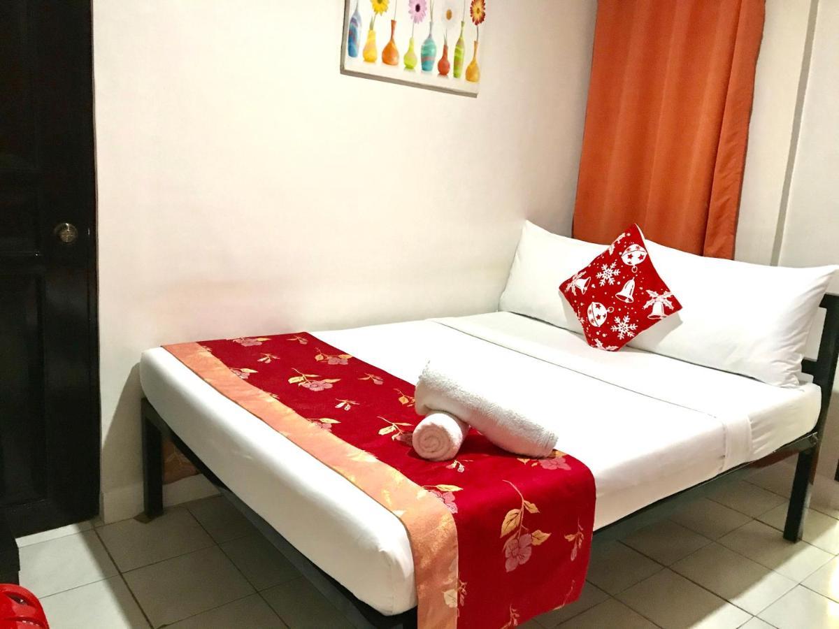 Halfway House Hostel Mactan Cebu Airport Lapu-Lapu City Exteriér fotografie