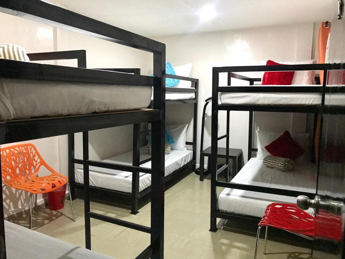 Halfway House Hostel Mactan Cebu Airport Lapu-Lapu City Exteriér fotografie