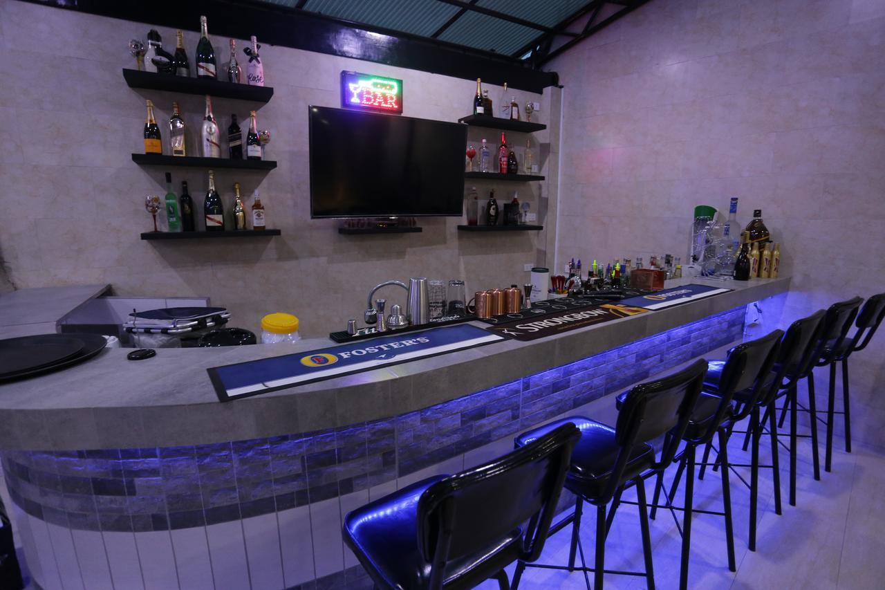 Halfway House Hostel Mactan Cebu Airport Lapu-Lapu City Exteriér fotografie