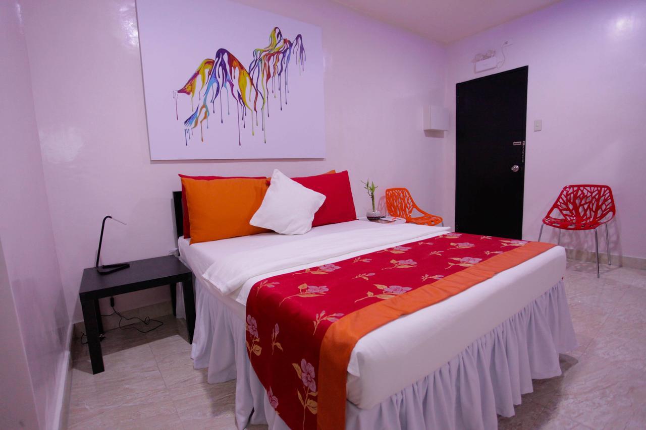 Halfway House Hostel Mactan Cebu Airport Lapu-Lapu City Exteriér fotografie